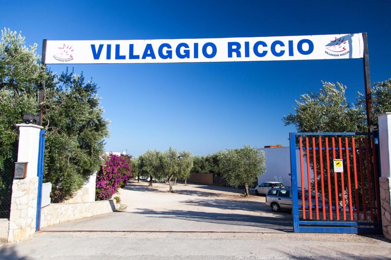 Apartments Villaggio Riccio 마티나타 외부 사진
